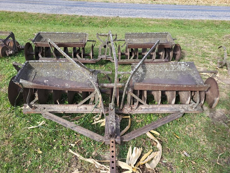 rolling-tractor-tandem-disk-image-19