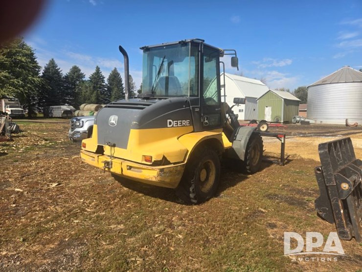 deere-304j-image-5