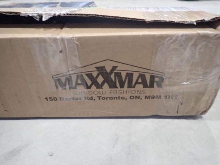 qty-of-(2)-maxxmar-35-in.-x-40-in.-blinds-image-8