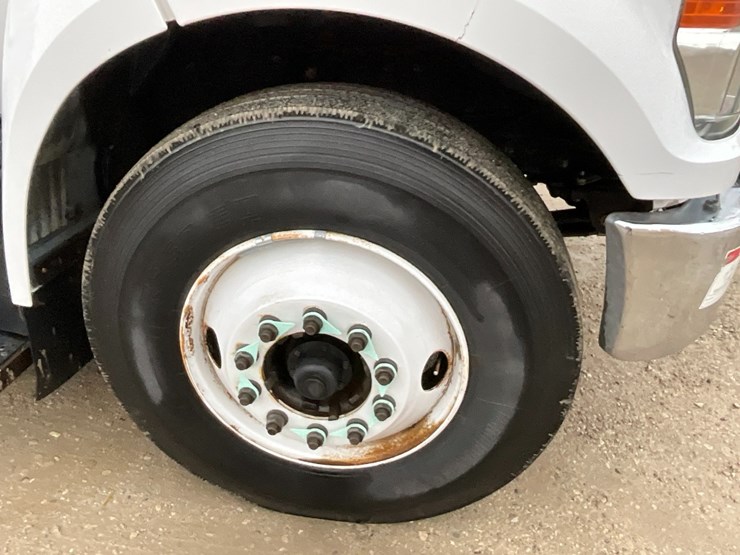 2017-ford-f750-image-9