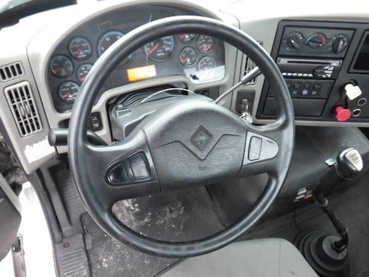 2014-international-transtar-8600-image-16