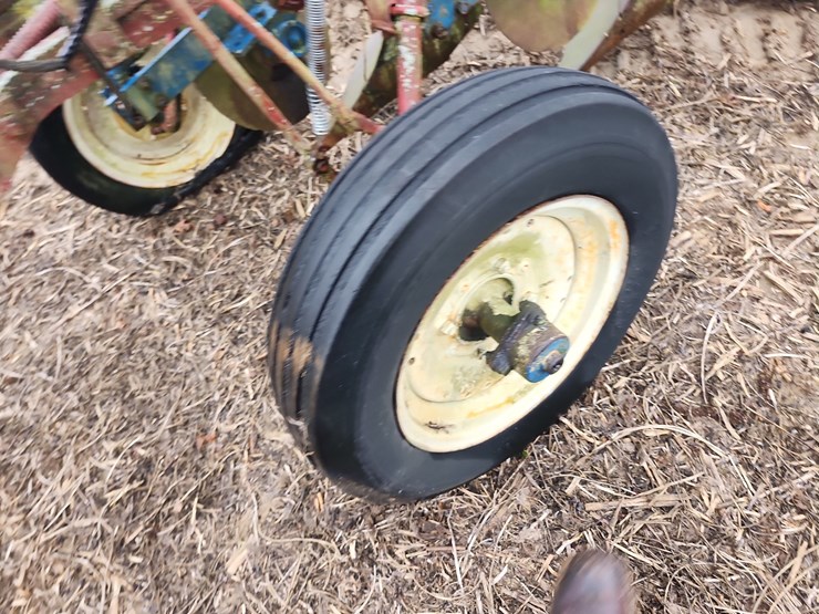 little-genius-plow,-2btm-image-2