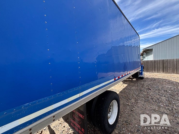 freightliner-fl106-image-10