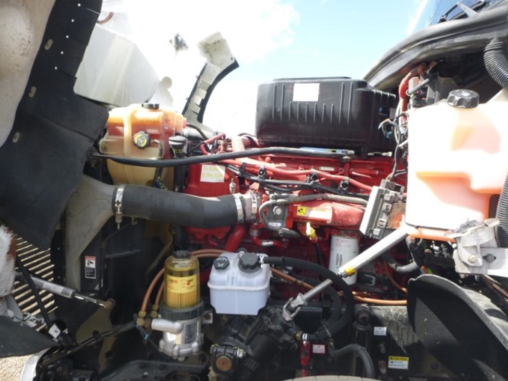 freightliner-coronado-122-image-17