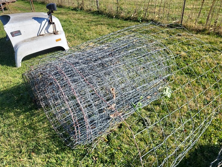 (3)-rolls-48"-tall-livestock-fence-image-14