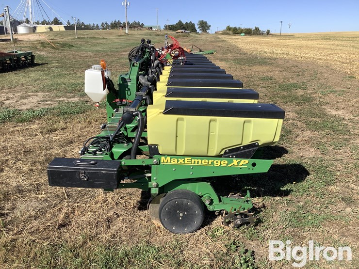 john-deere-1720-image-8