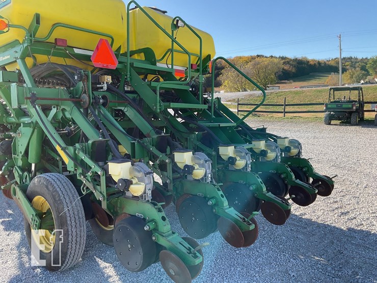 john-deere-1790-image-27