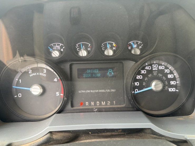 2012-ford-f550-image-35