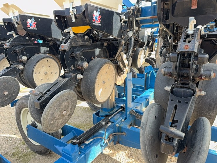 kinze-3500-image-14