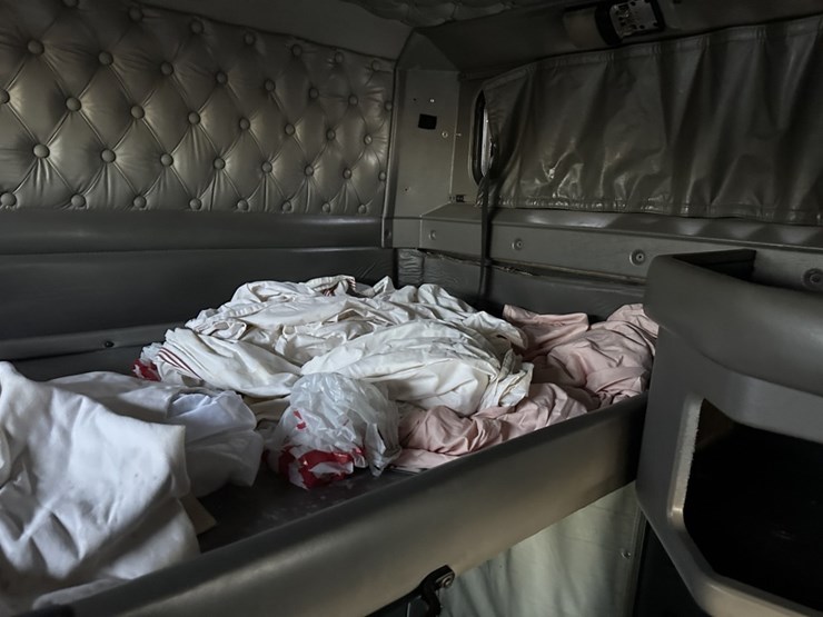 2006-kenworth-t600b-image-52