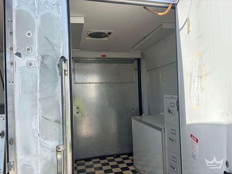 pace-american-mw8516ta2-t/a-enclosed-concession-trailer-image-5