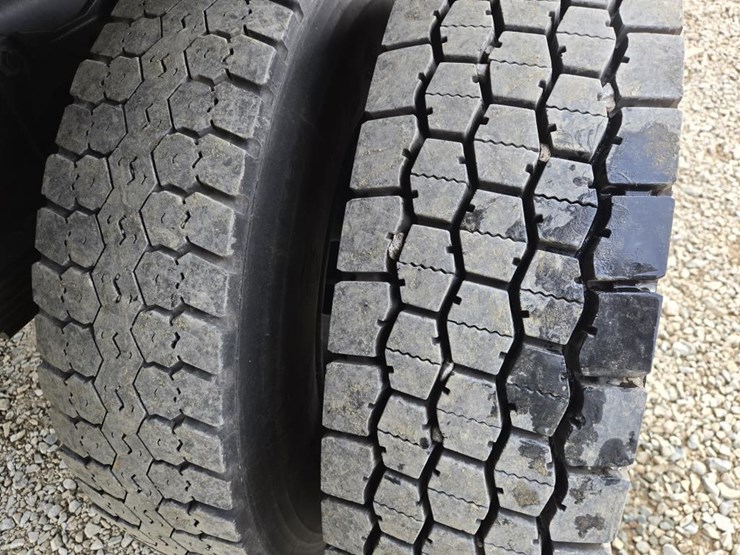 2015-ford-f650-image-46