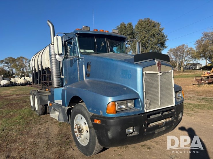 kenworth-t600-image-21