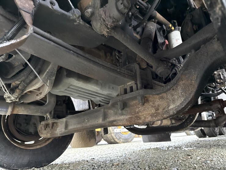 1999-peterbilt-379-image-30