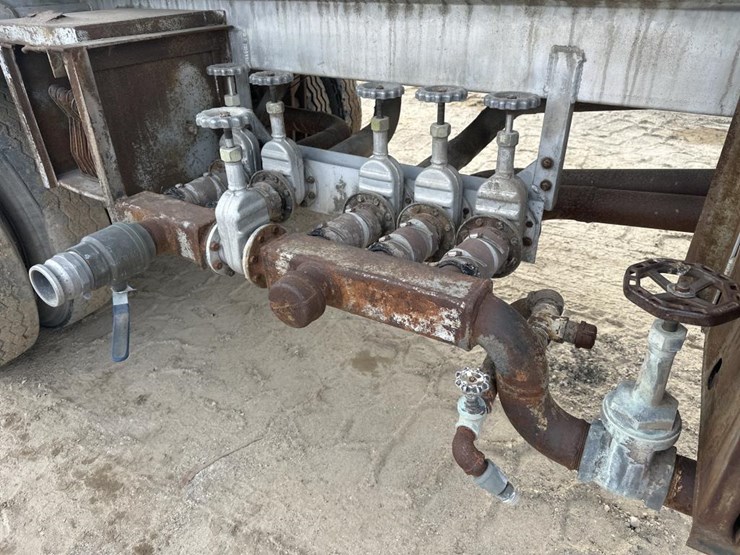 fruehauf-trailer-image-10