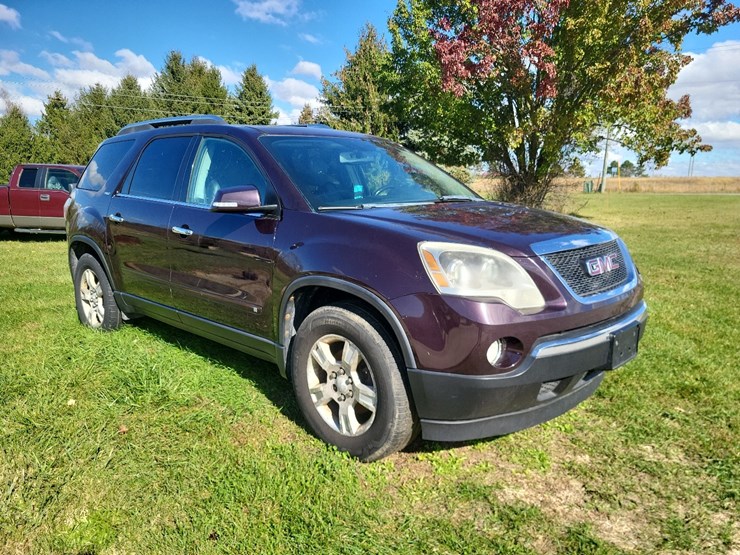 gmc-acadia-slt-image-1