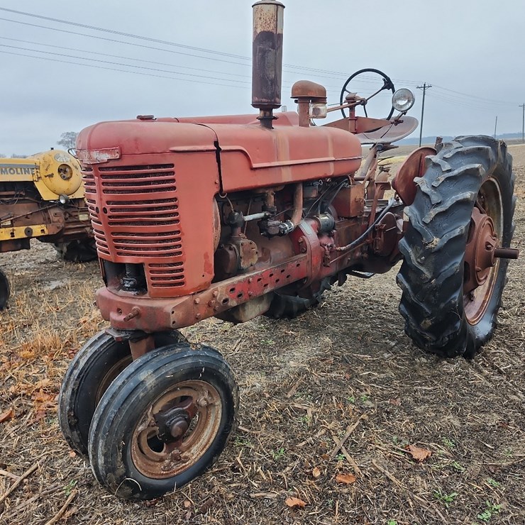 1940 Farmall M gas tractor