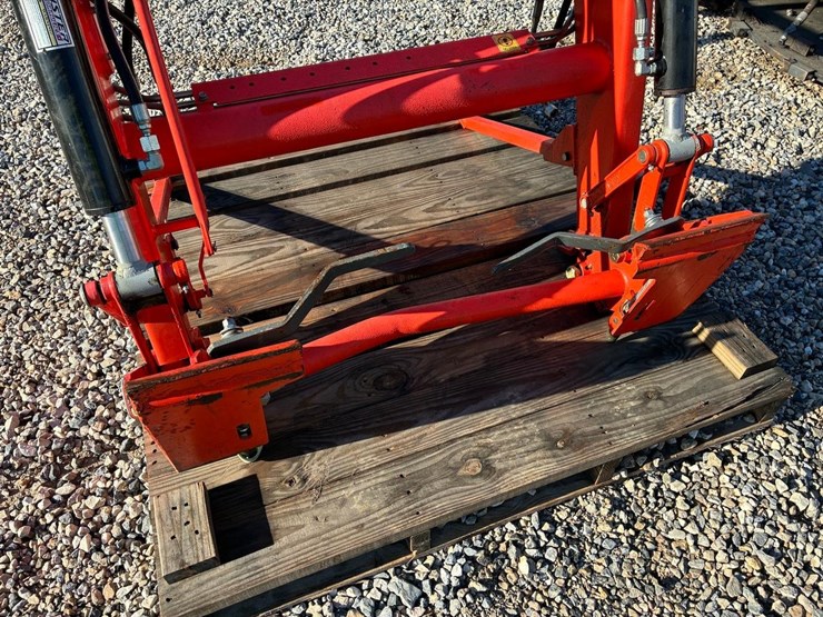 2020-kubota-la805-image-10