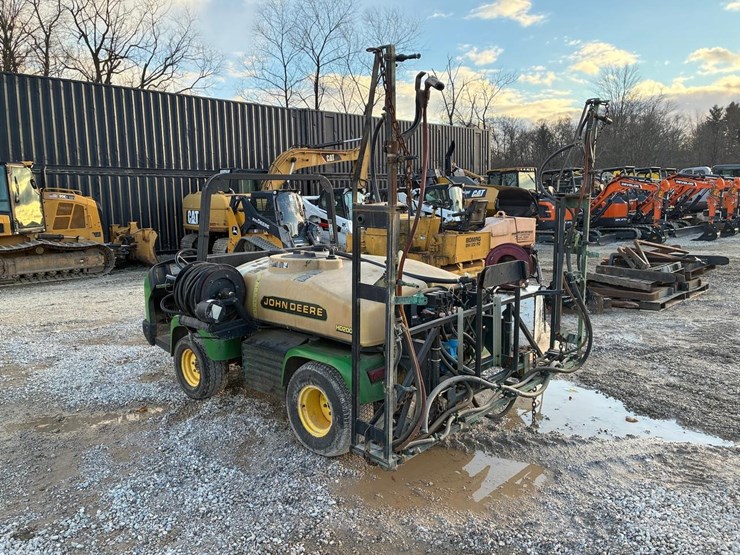 john-deere-gator-image-3