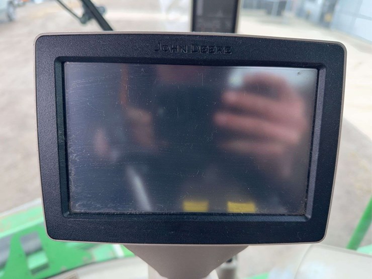 2013-john-deere-s670-image-102