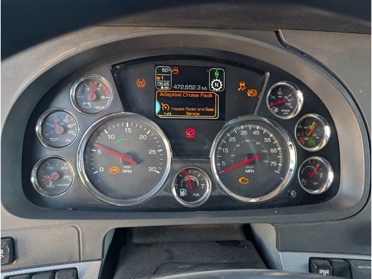 2020-kenworth-t680-image-29