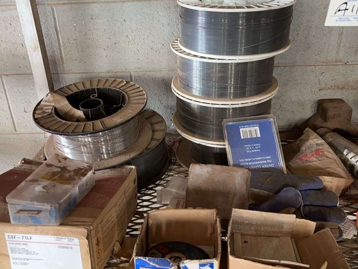 aluminum-rack-&-contents-5-ft-wide-image-3