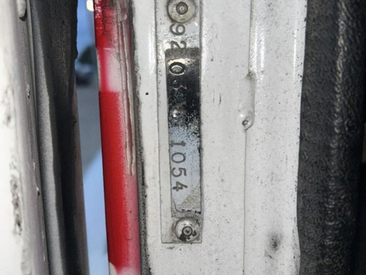 #1432-•-1992-volvo-(white-gmc)-vac-truck-image-96