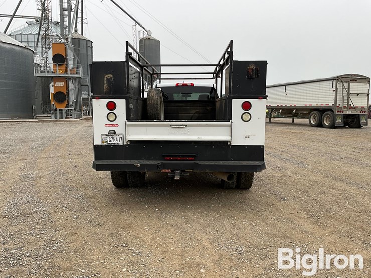 2019-chevrolet-silverado-3500-image-6