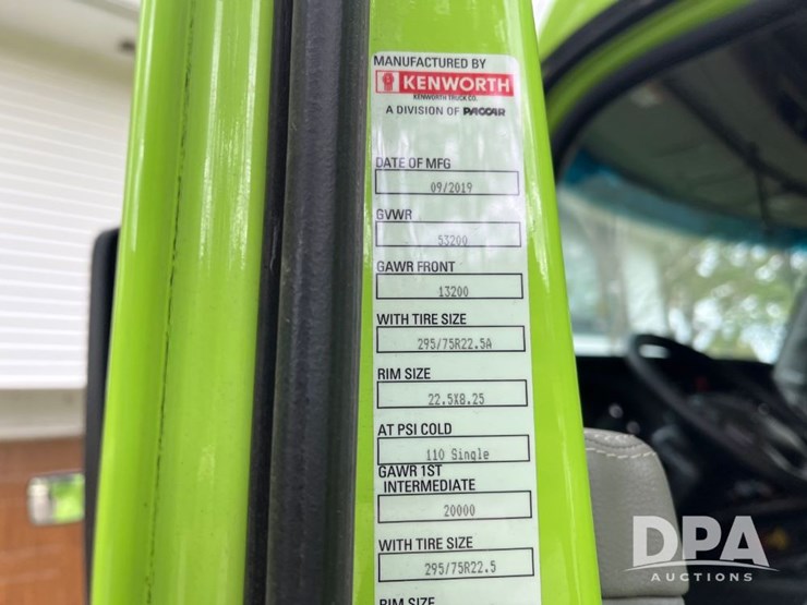 kenworth-t680-image-94