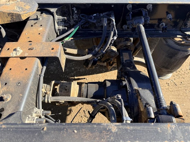 2017-international-prostar-image-75