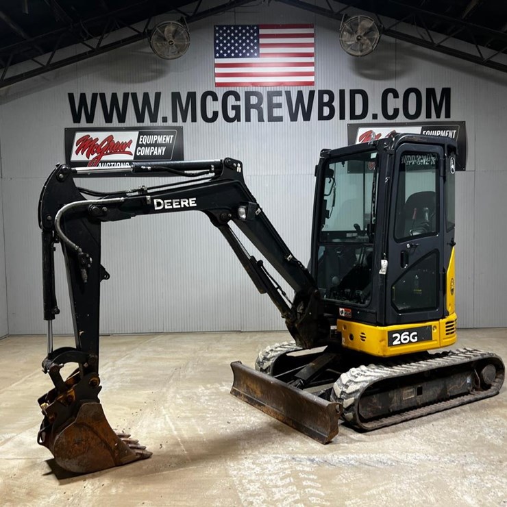 2019 DEERE 26G