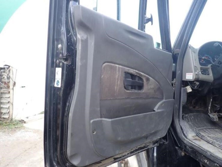 2011-international-4400-sba-image-31