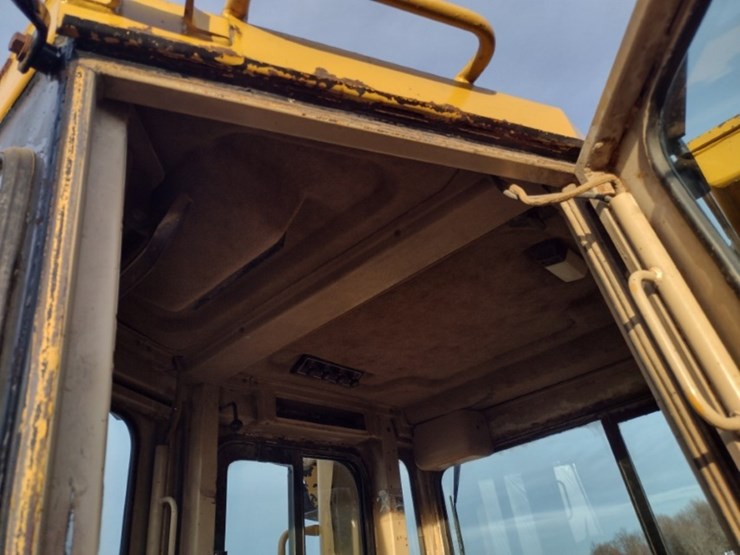 caterpillar-d8r-image-16