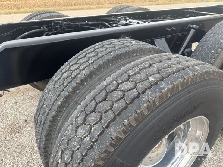 kenworth-t800-image-9