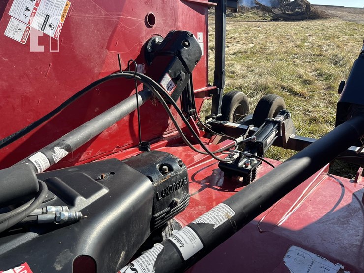 land-pride-commander-image-14