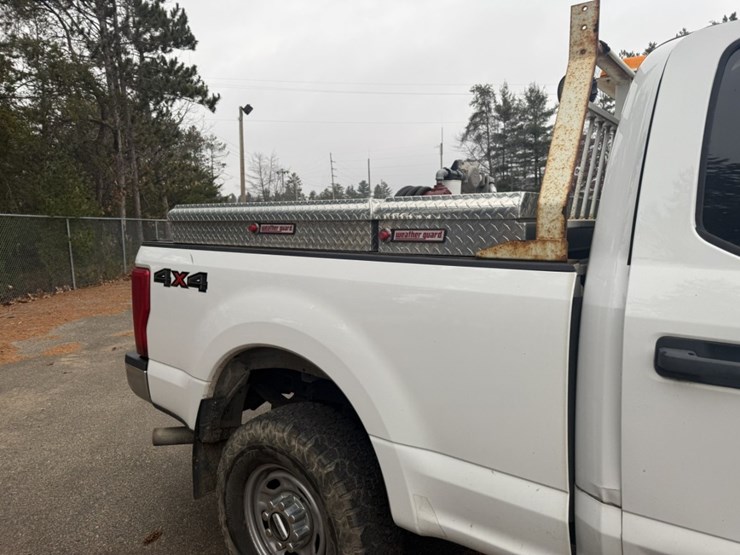 2018-ford-f250-image-17