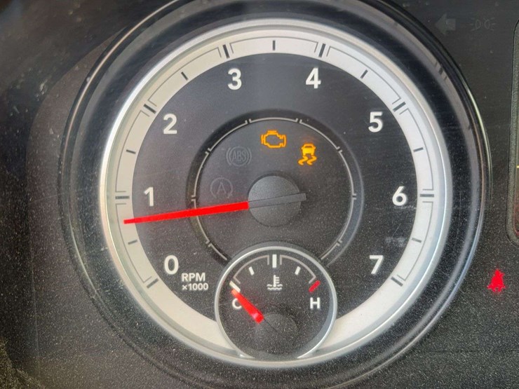 2014-dodge-ram-2500-image-29