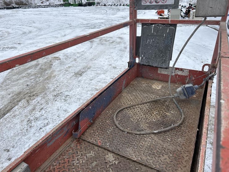 skyjack-sjiii3219-image-14