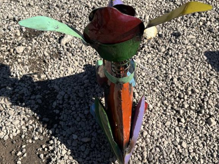 #59-•-metal-art--sitting-dog-image-3