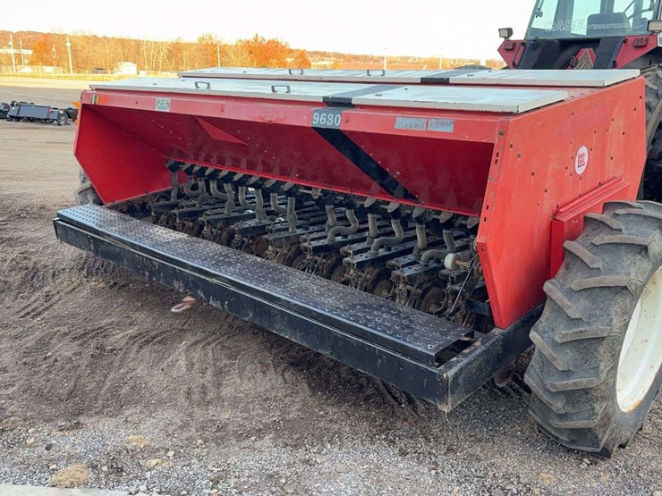 lilliston-9680-image-3