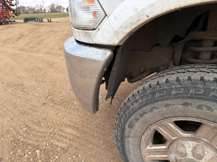 2012-dodge-2500-image-11