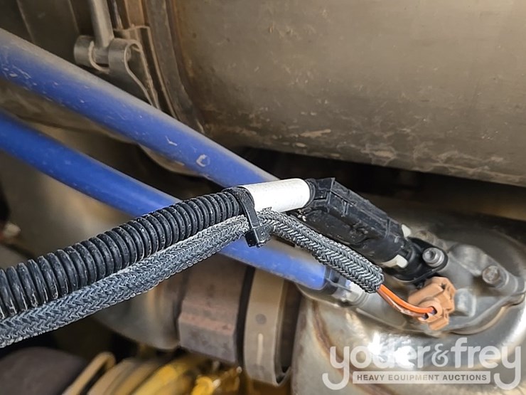 2019-deere-850l-lgp-image-124