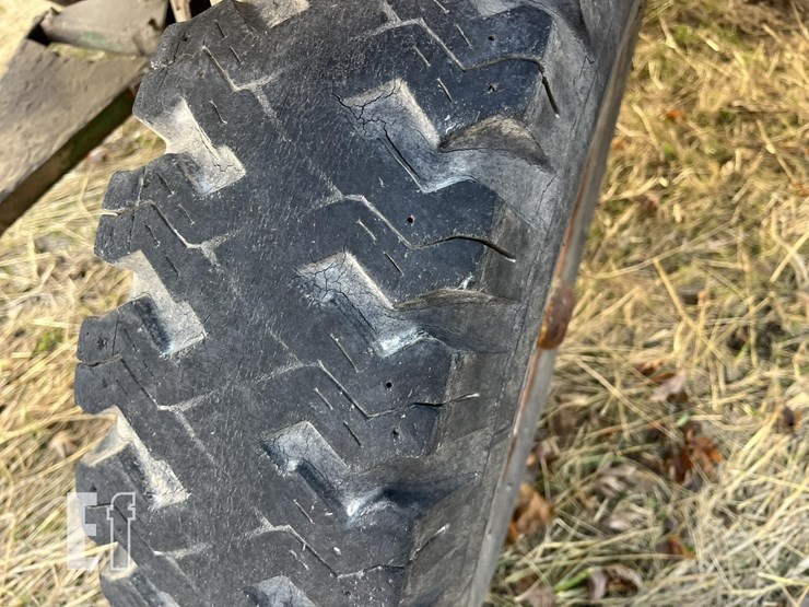 lindsay-flare-box-image-11