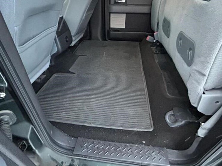 2012-ford-f150-xlt-image-24