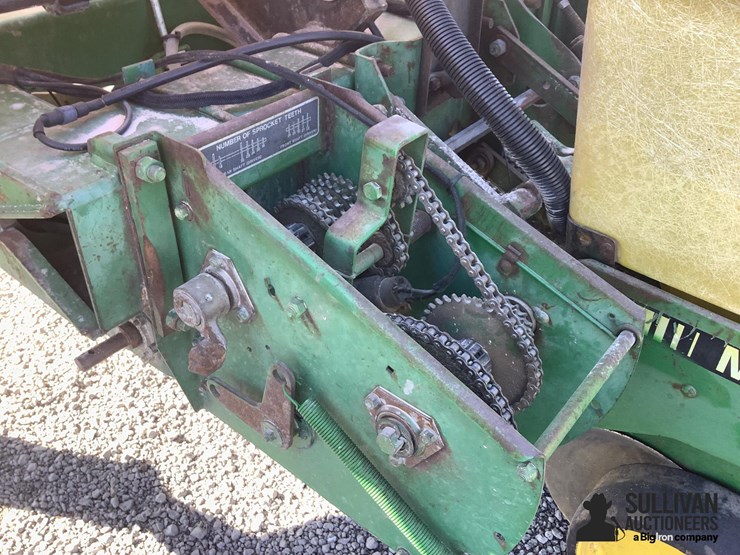 john-deere-7200-image-20