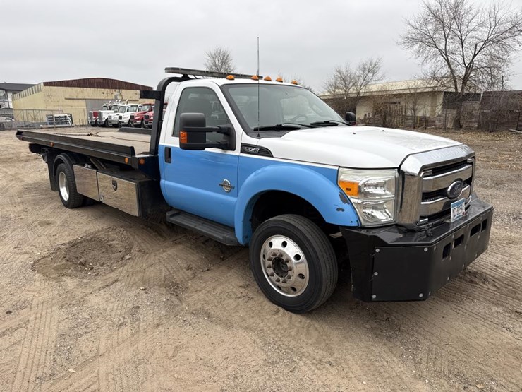ford-f550-xlt-image-7