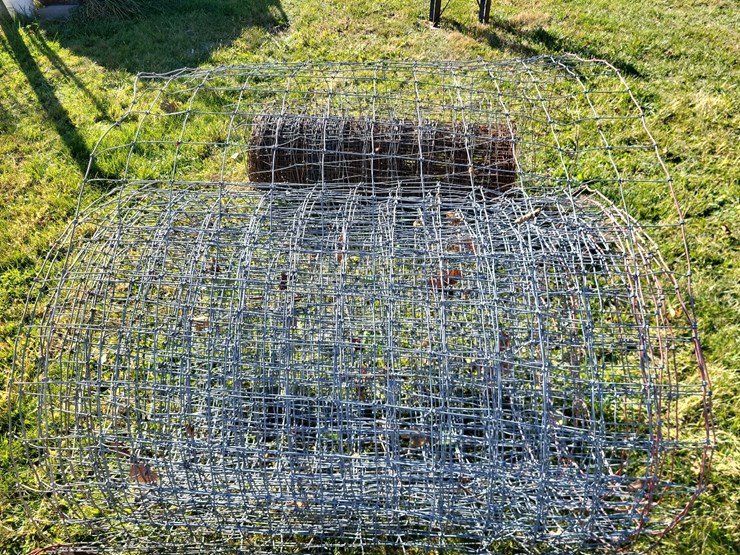 (3)-rolls-48"-tall-livestock-fence-image-10