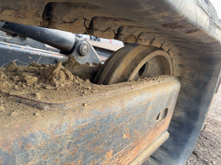 2016-bobcat-e85-image-22