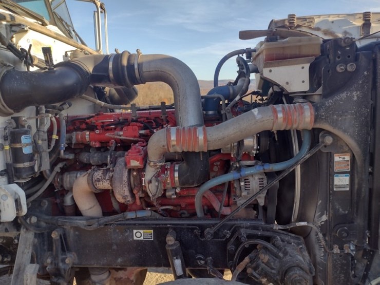 peterbilt-389-image-23