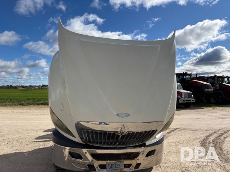 2012-international-prostar-image-25